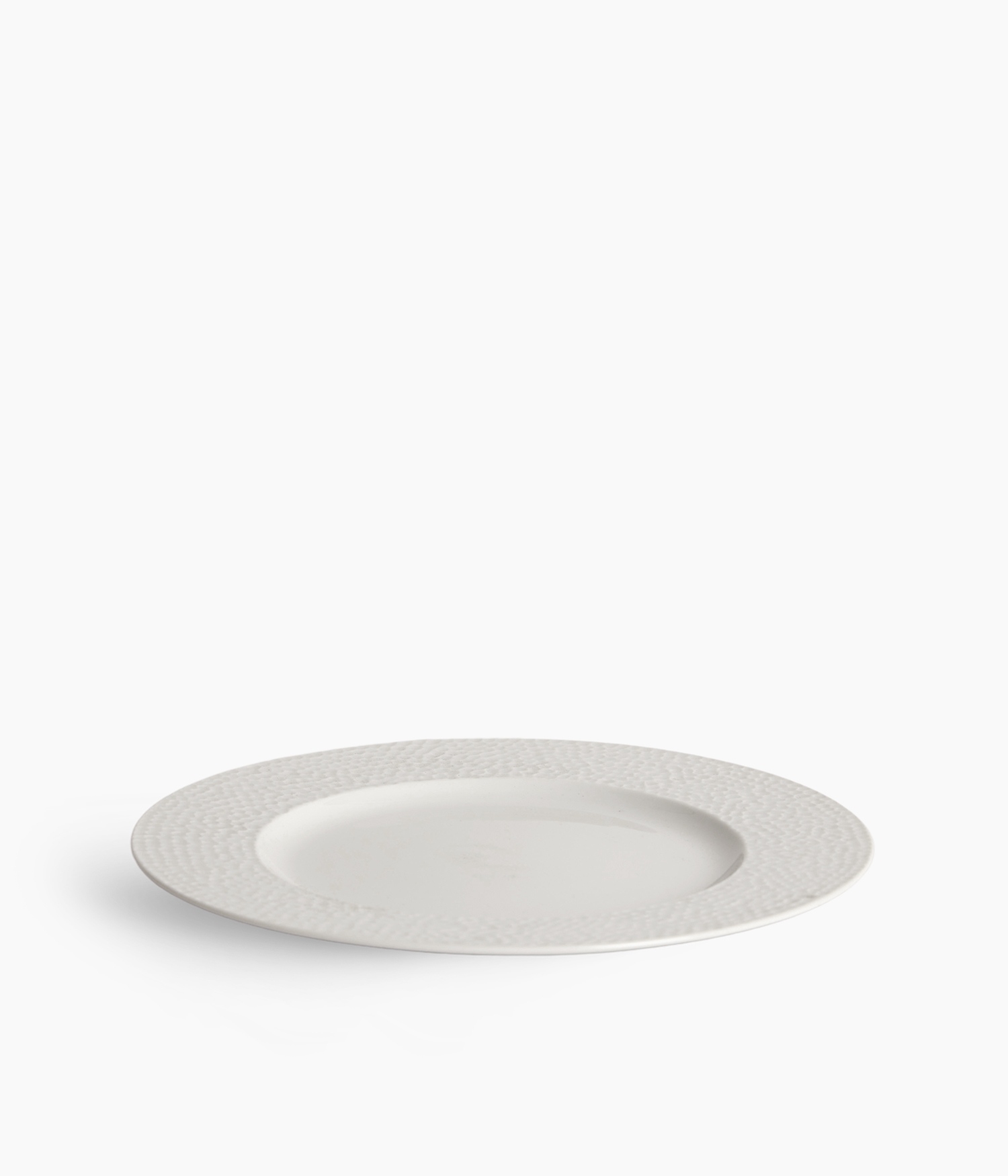Assiette plate en porcelaine blanche