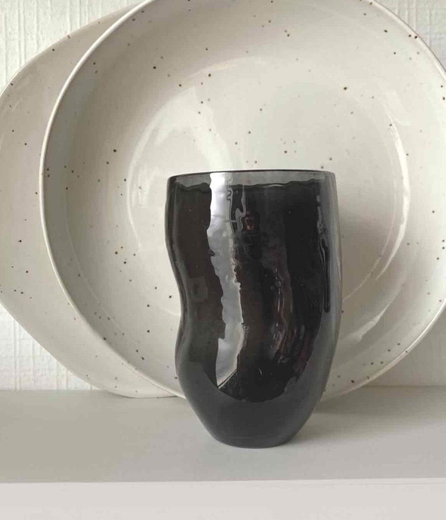 VERRE GOBELET TRIBU- NOIR D7 H11CM